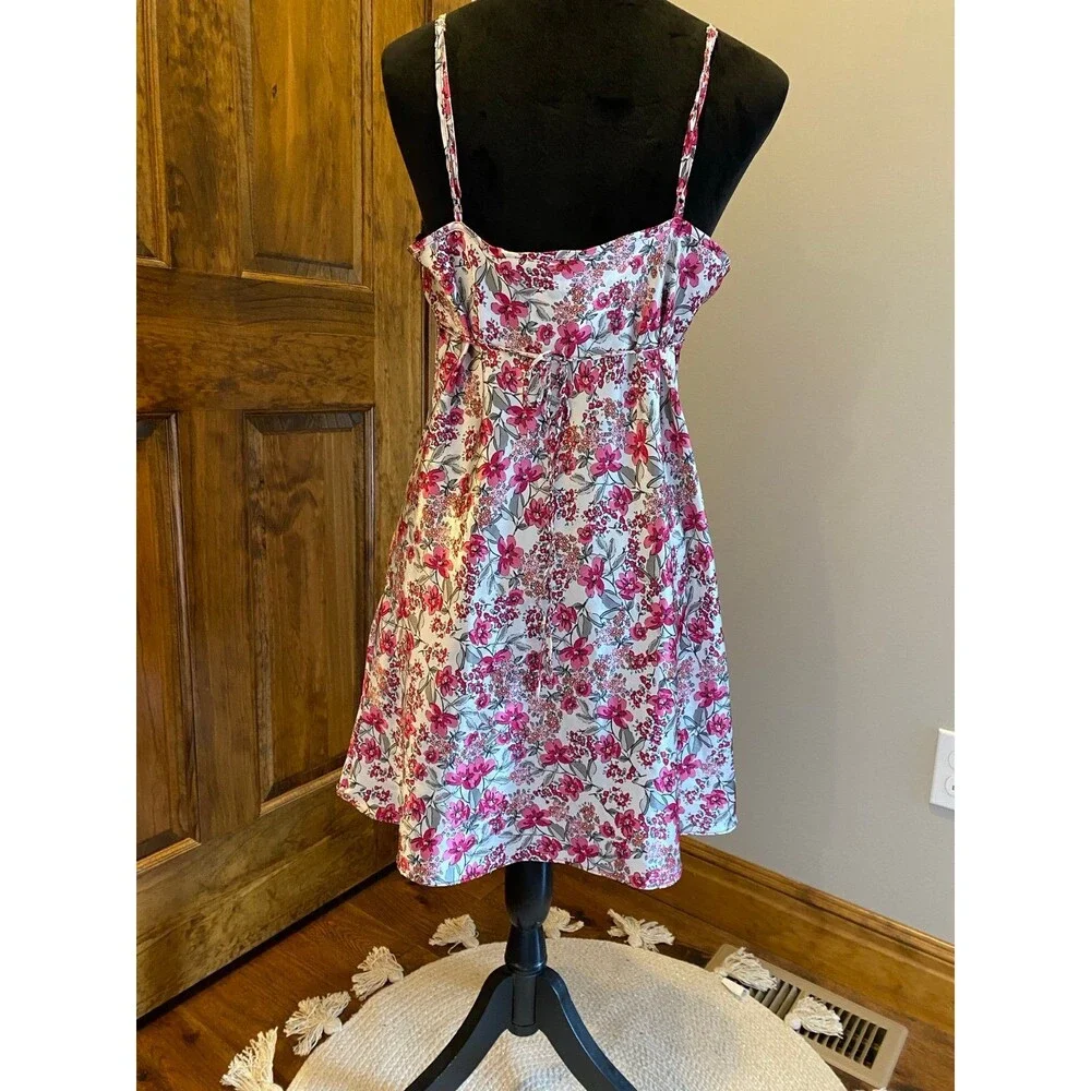 Adonna‎ Lingerie Spagetti Strap Nightgown Pink Print Silky Feel Size Large Sexy